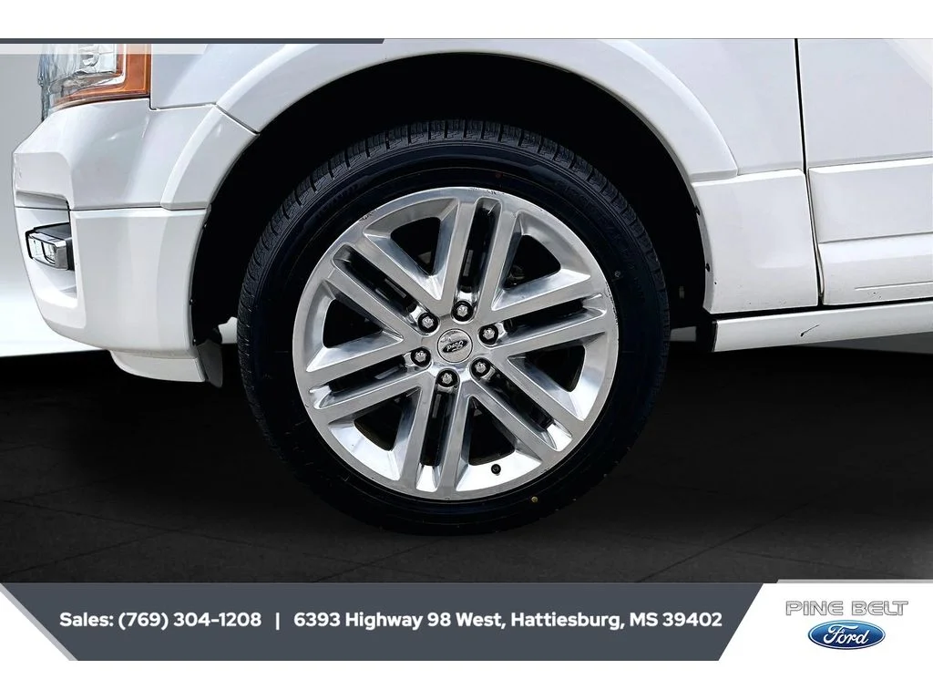 Used 2016 White Platinum Tri-Coat Metallic Ford Limited image 7