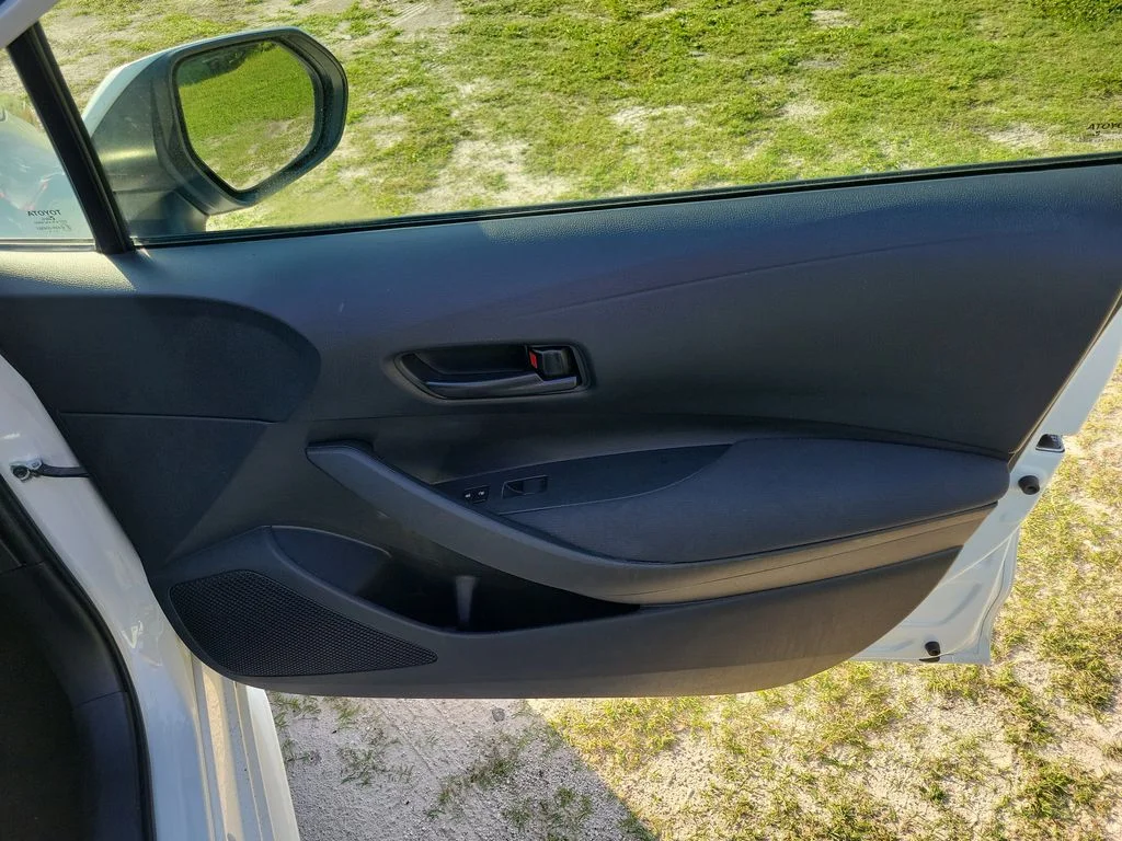 Used 2024 Ice Toyota LE image 35