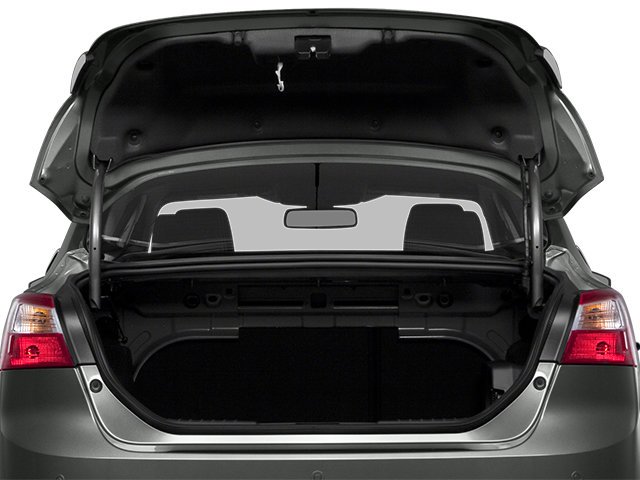 Used 2014 Ingot Silver Metallic Ford SE image 12