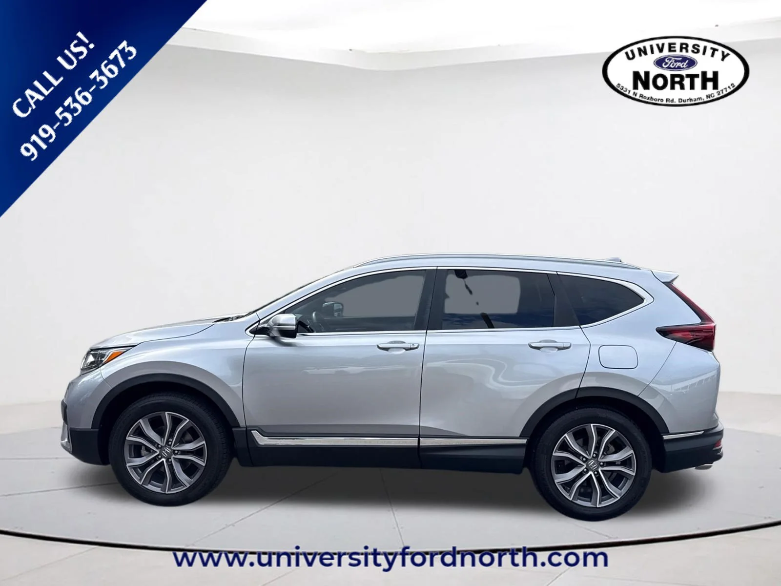 Used 2022 Lunar Silver Metallic Honda Touring image 4
