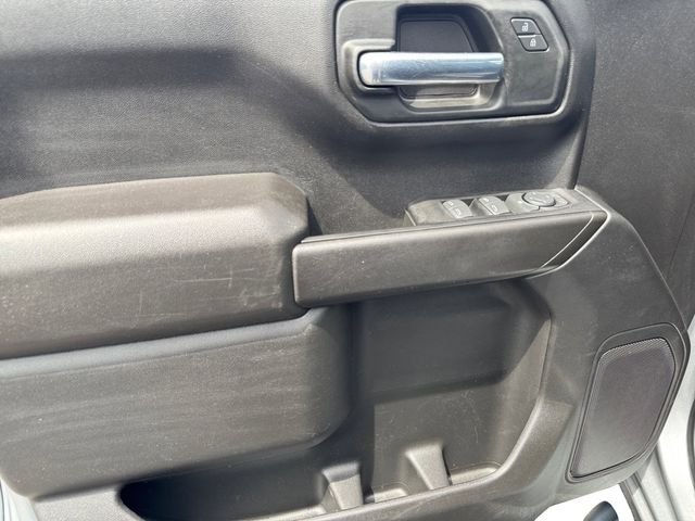 Used 2023 Gray Chevrolet Custom image 17