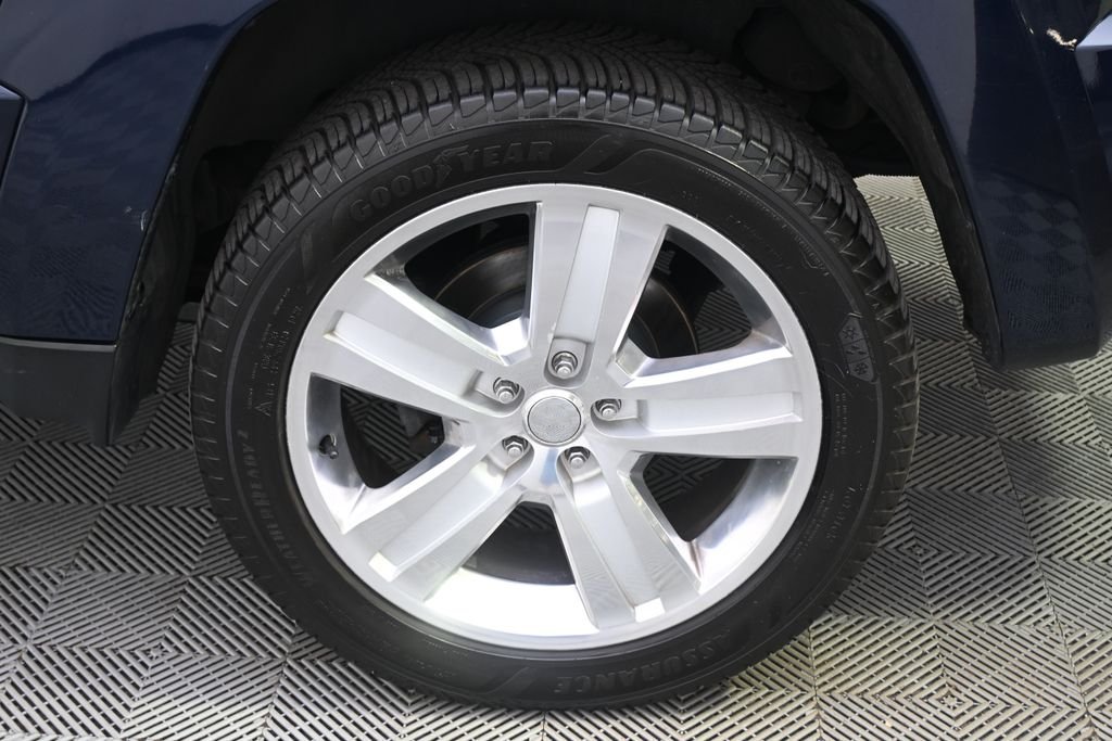 Used 2012 True Blue Pearl Jeep Limited Jet Edition image 18