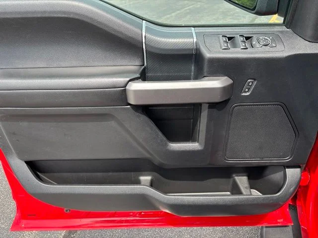 Used 2020 Red Ford XLT image 17