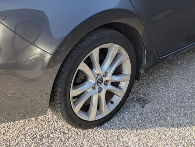 Used 2015 Gray Mazda i Touring image 5