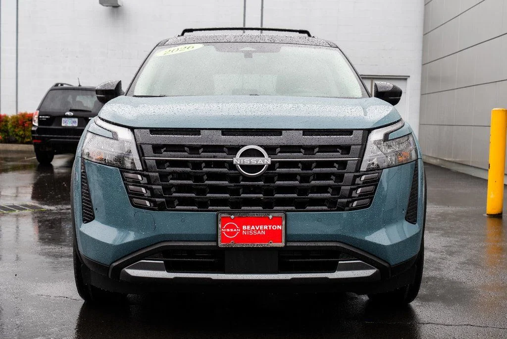 New 2026 Green Nissan Platinum image 2