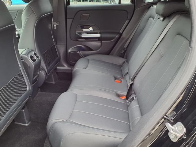 2025 Mercedes-Benz GLA GLA250 - Photo 17