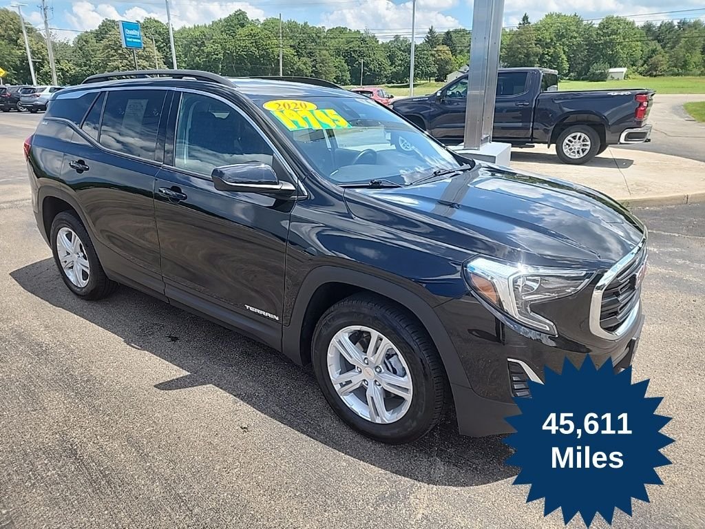 Used 2020 Black GMC SLE image 1
