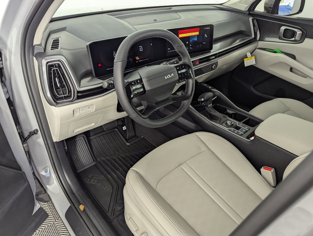 New 2026 Wolf Gray Kia EX image 11