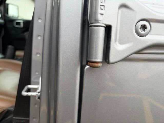 Used 2021 Billet Silver Metallic Clearcoat Jeep Rubicon image 7