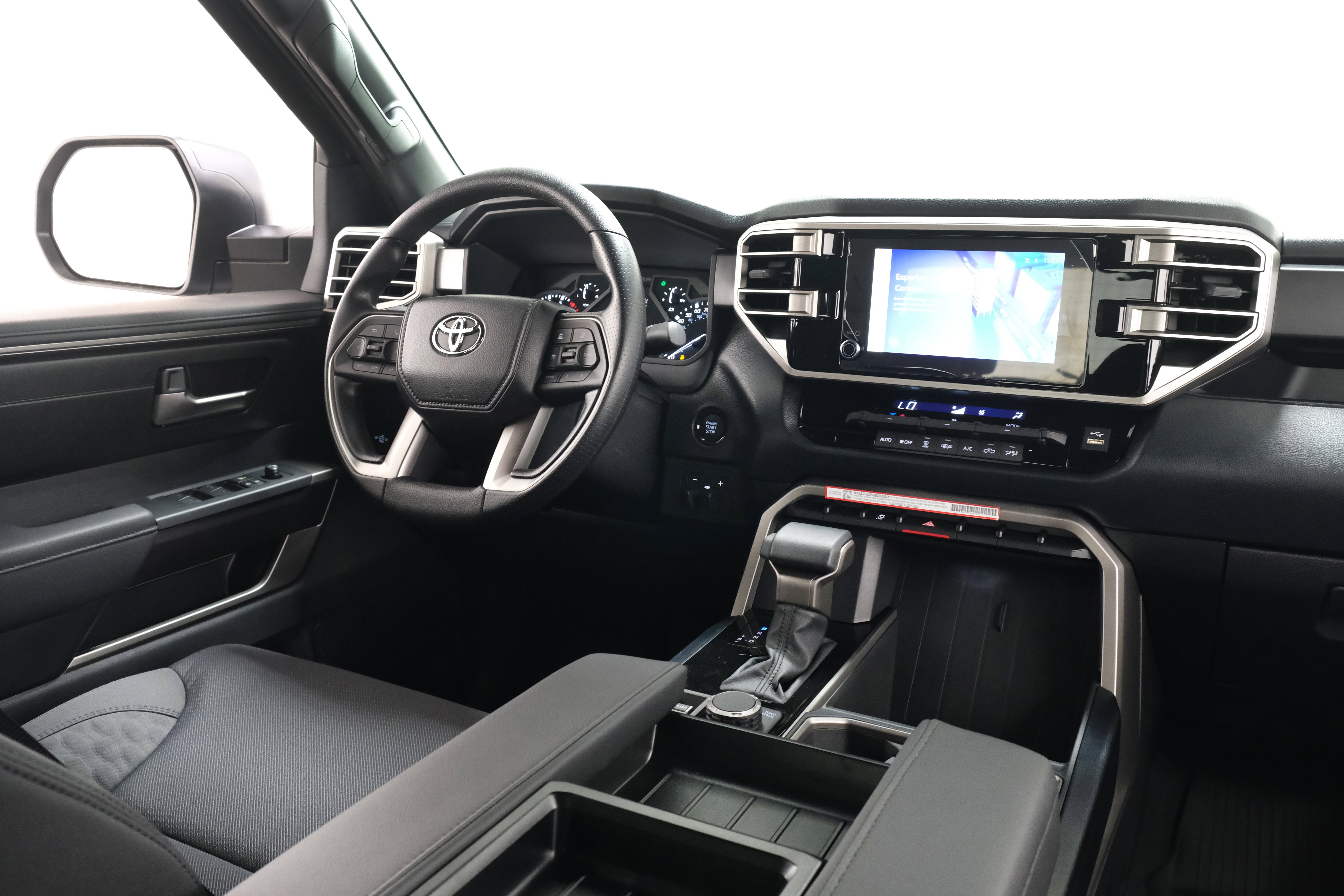 2026 Toyota Tundra SR5 - Photo 12