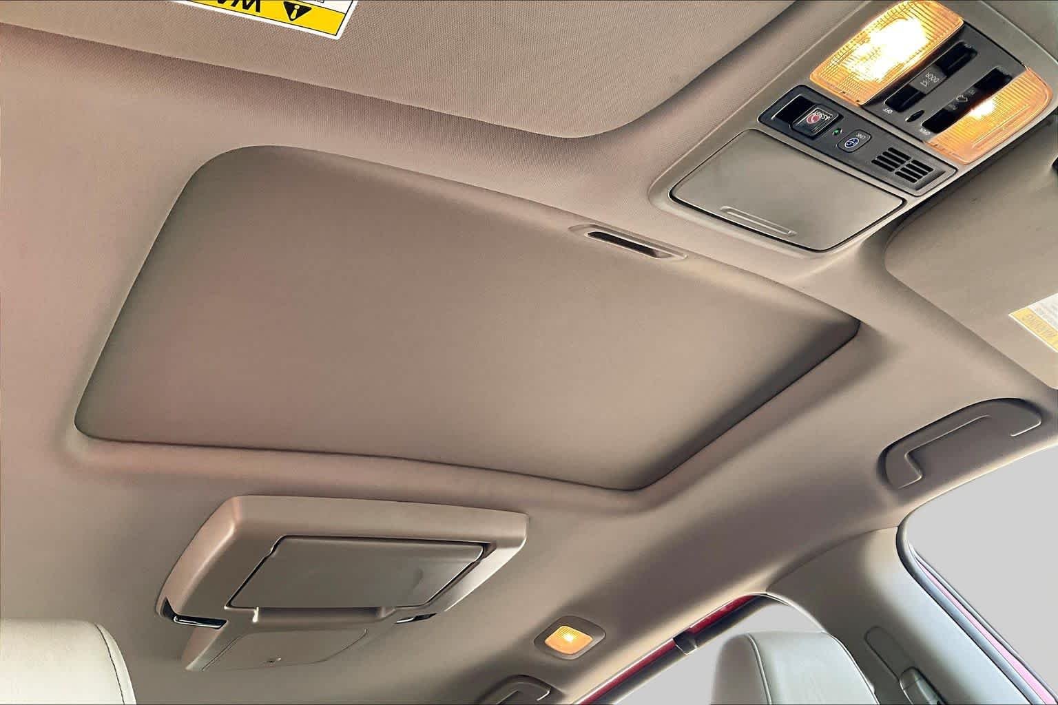 2024 Honda Odyssey Touring - Photo 14