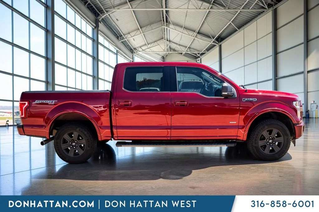 Used 2017  Ford XLT image 29
