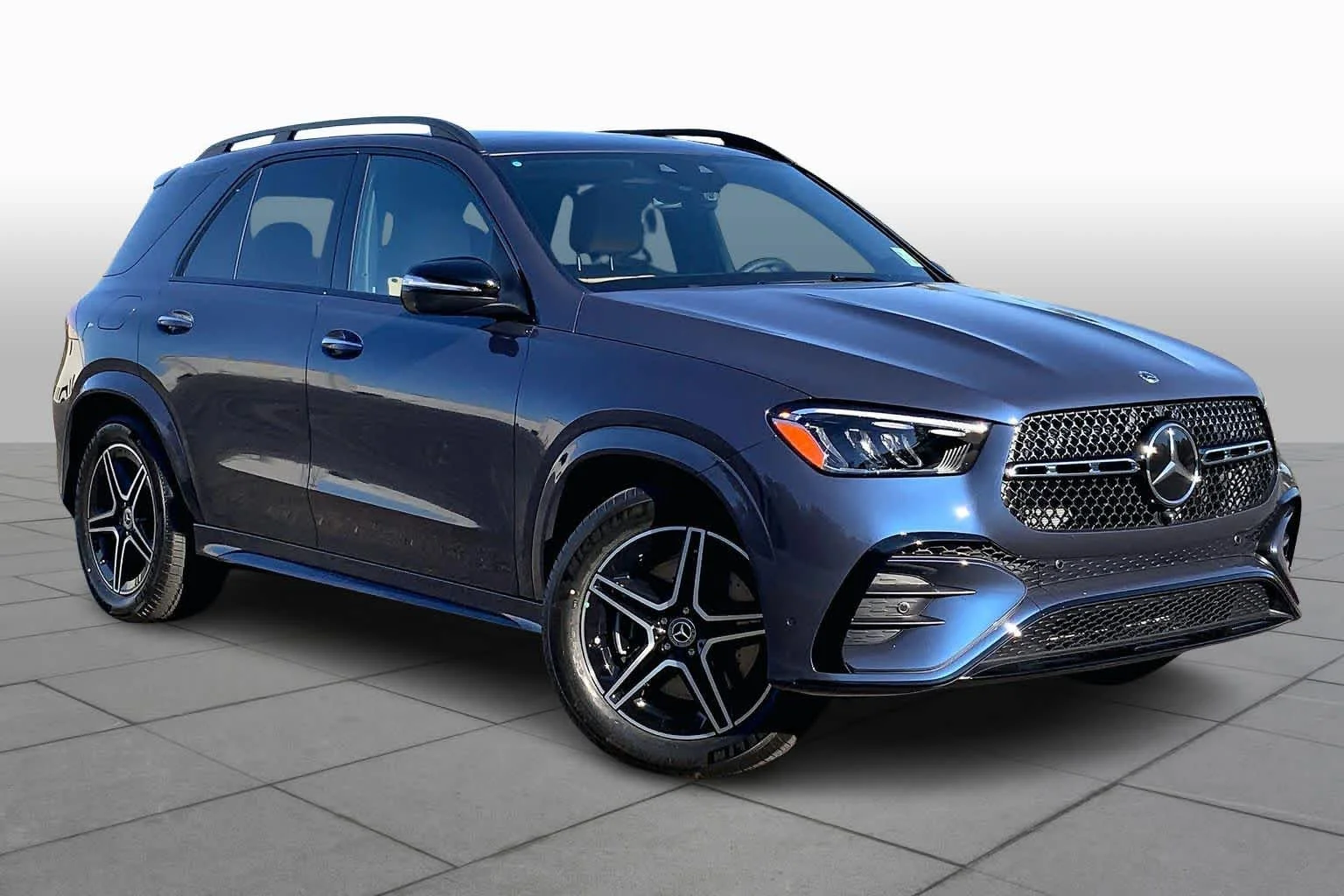 New 2026 Twilight Blue Metallic Mercedes-Benz GLE 450 image 2