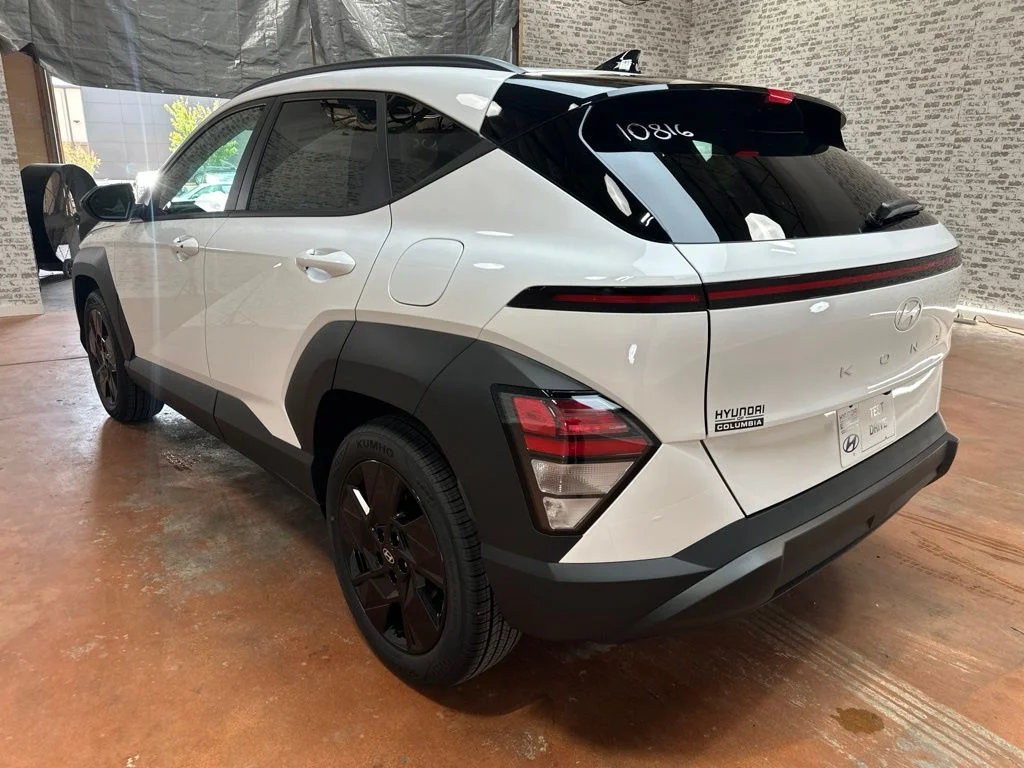 New 2027 Atlas White Hyundai SEL Sport image 5