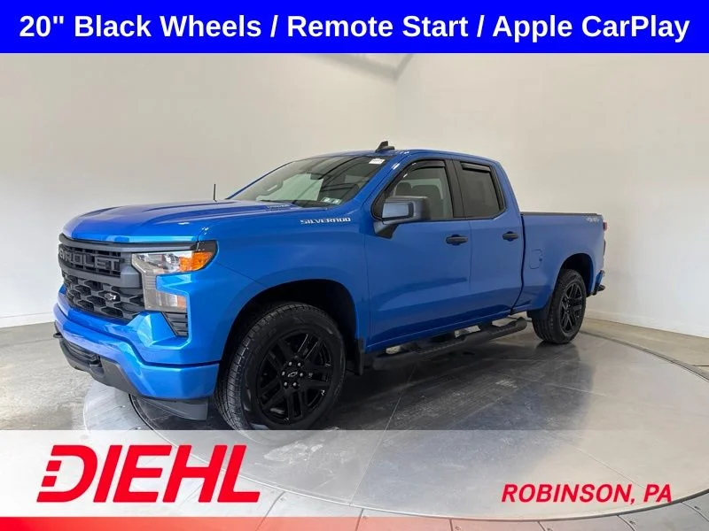 Used 2025 Blue Chevrolet Custom image 3
