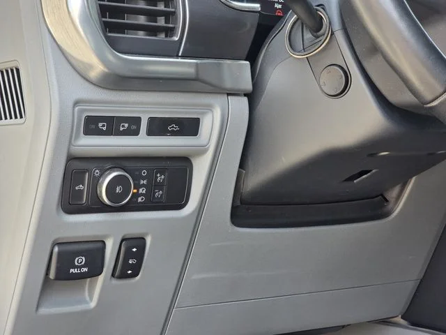 Certified Used 2022 Star White Ford Lariat image 23