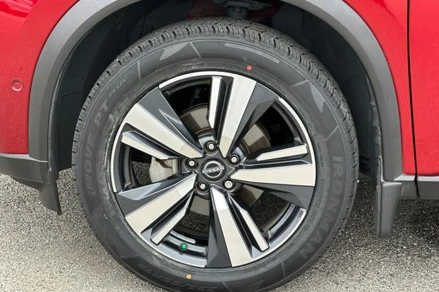 Used 2023 Red Nissan SL image 36