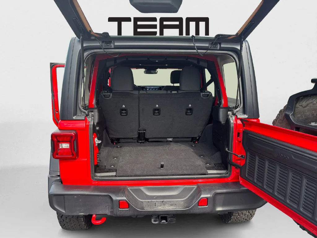 Used 2025 Red Jeep Rubicon image 13