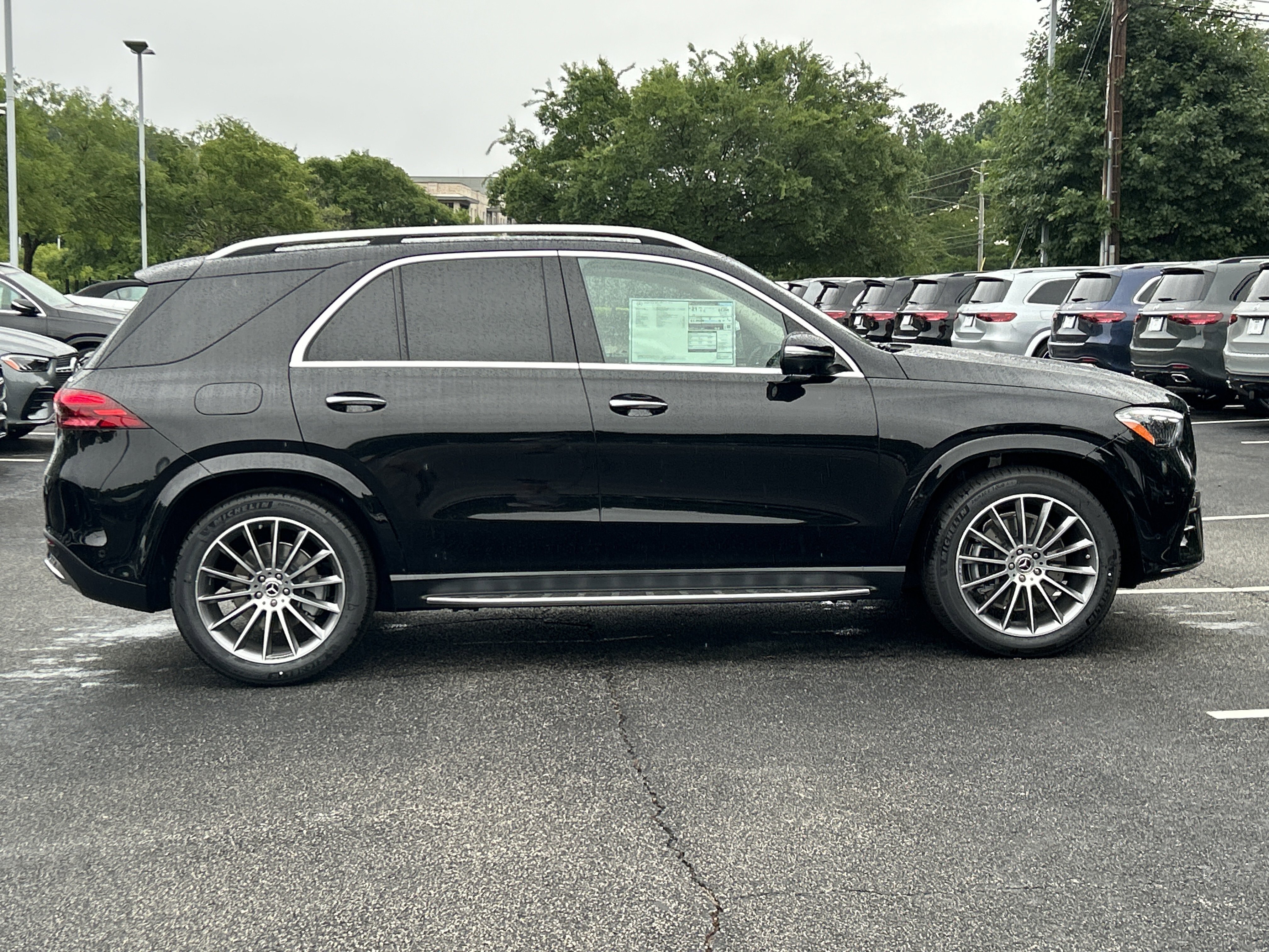 New 2026 Obsidian Black Metallic Mercedes-Benz GLE 450 4MATIC® SUV image 5