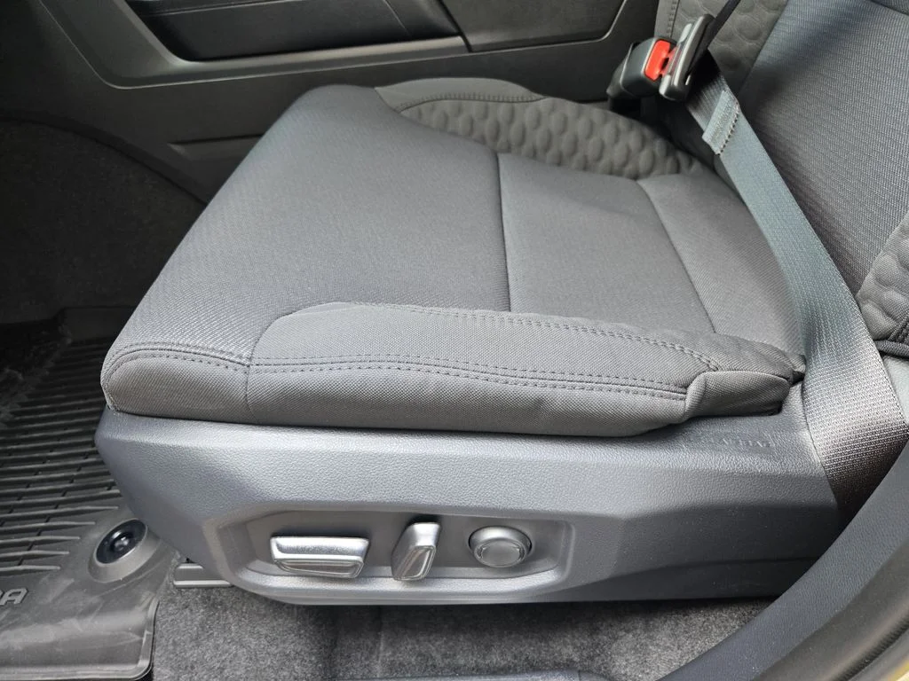2026 Toyota Tundra SR5 - Photo 16
