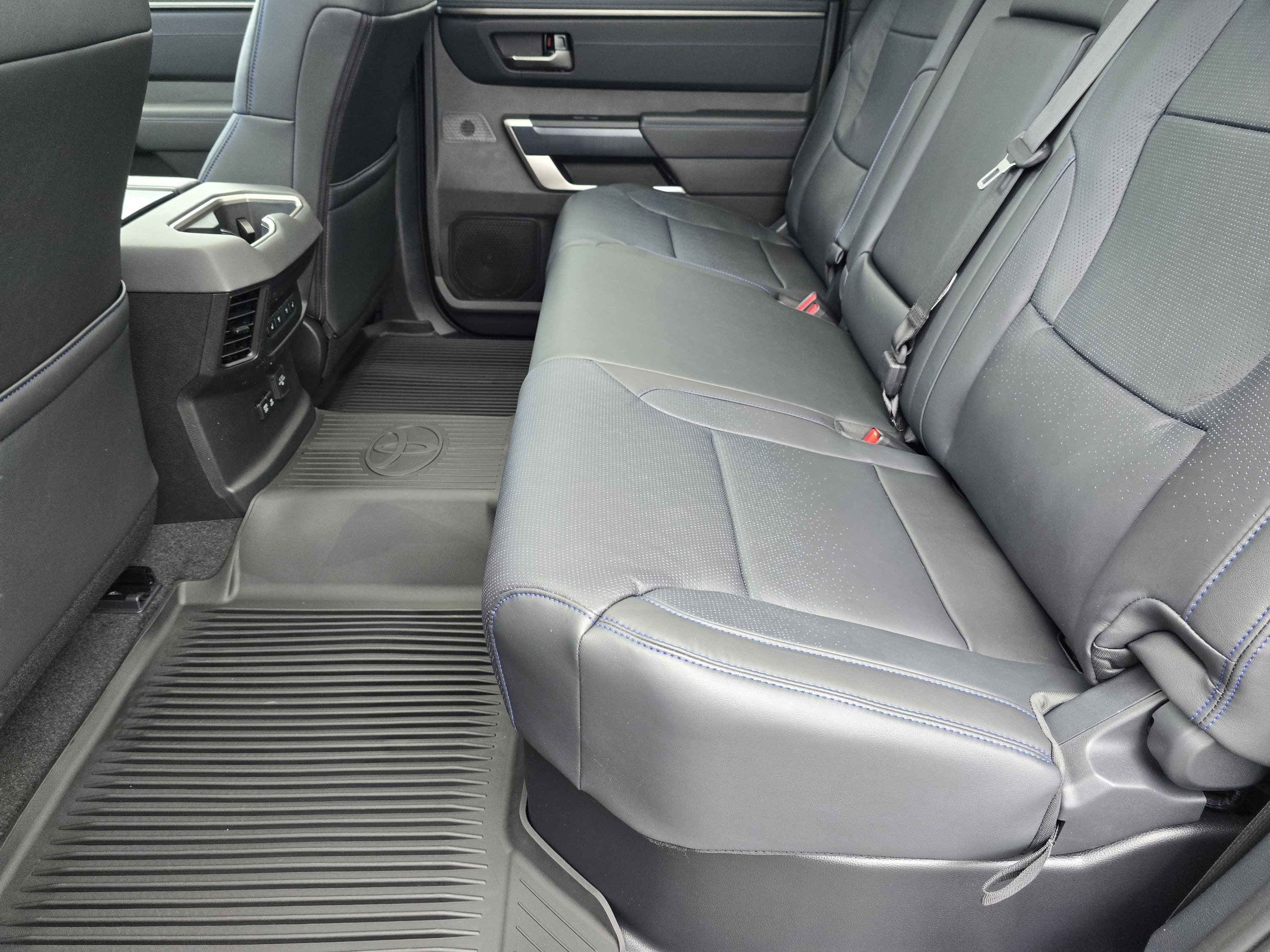 2026 Toyota Tundra Platinum - Photo 66