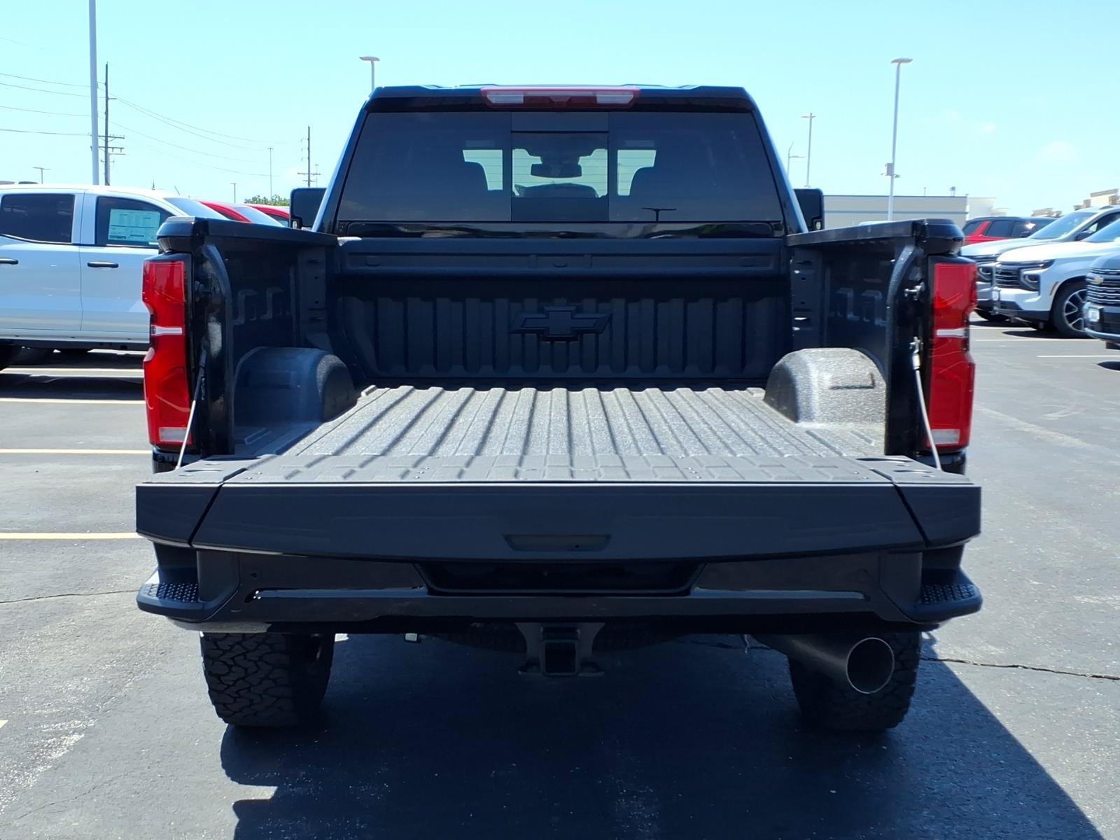 New 2026 Black Chevrolet LT image 18