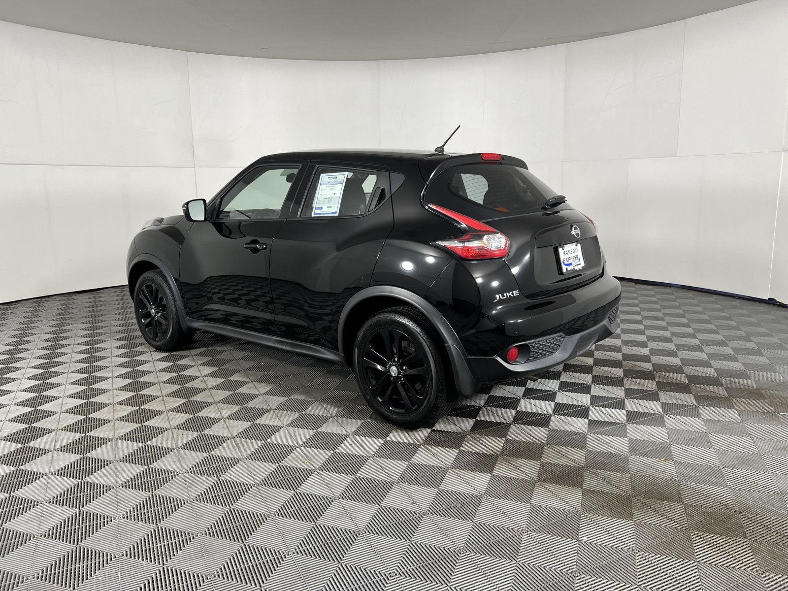 Used 2015 Super Black Nissan S image 4