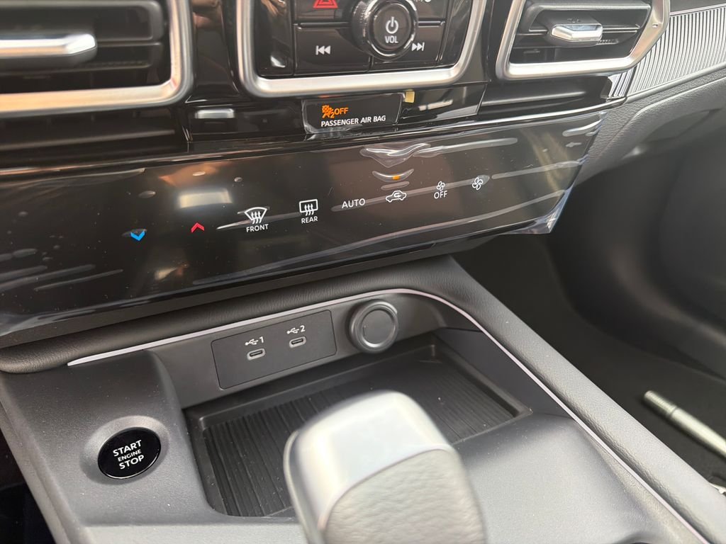 New 2026 Nissan Sentra SR 4D Sedan