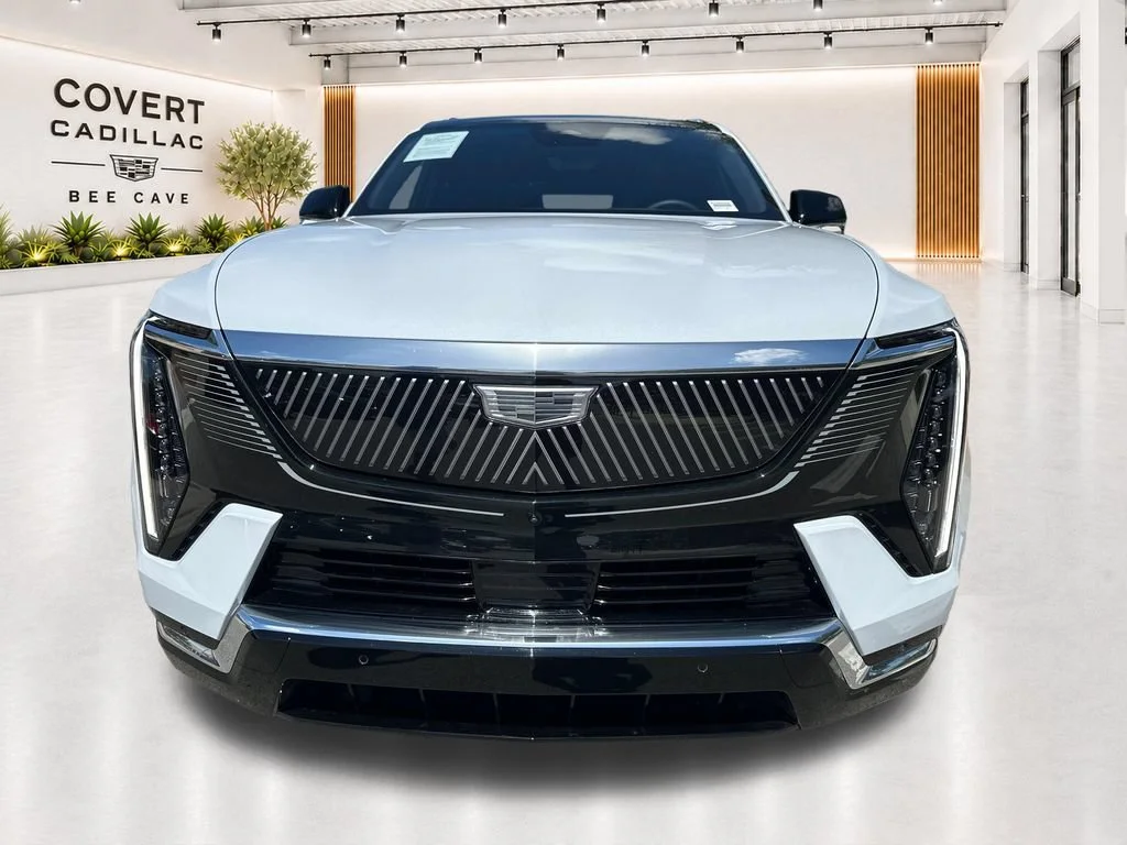 Certified Used 2026 Vibrant White Tricoat Cadillac Luxury image 3