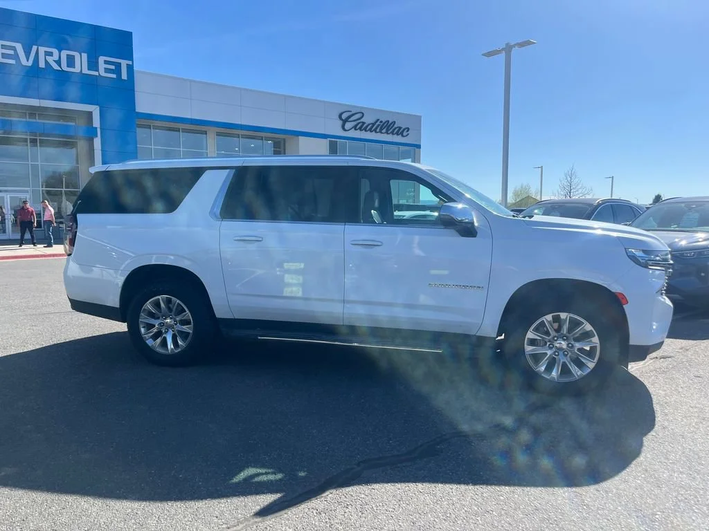 Used 2024 Summit White Chevrolet Premier image 2