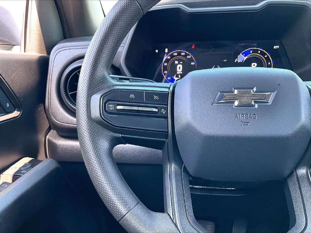 Used 2024 Summit White Chevrolet Trail Boss image 23
