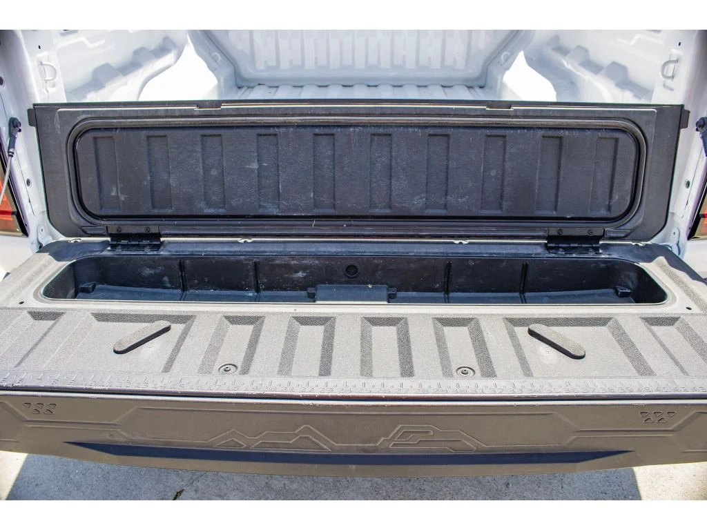 2025 GMC Canyon AT4 - Photo 13