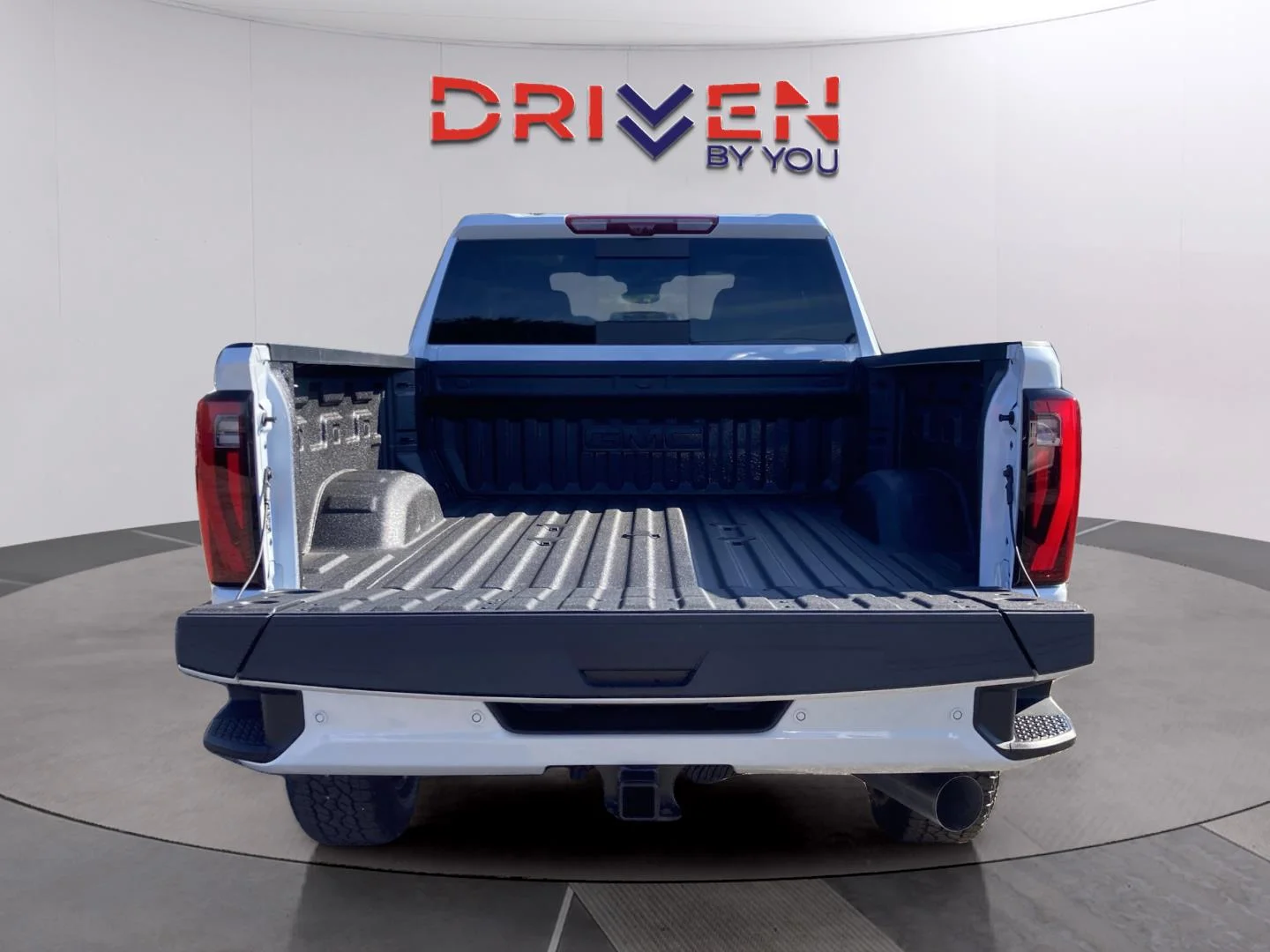 2026 GMC Sierra 2500HD Denali - Photo 6
