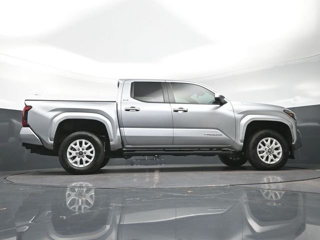 Used 2025 Silver Toyota SR5 image 29