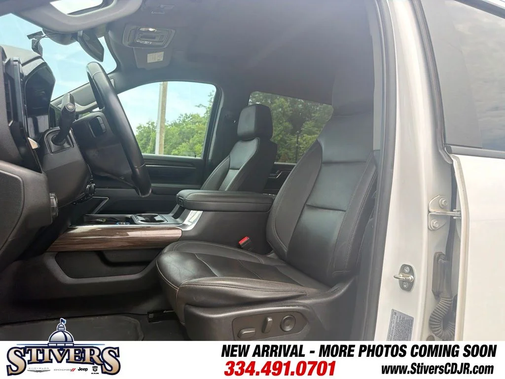 Used 2024 White Chevrolet LT image 13