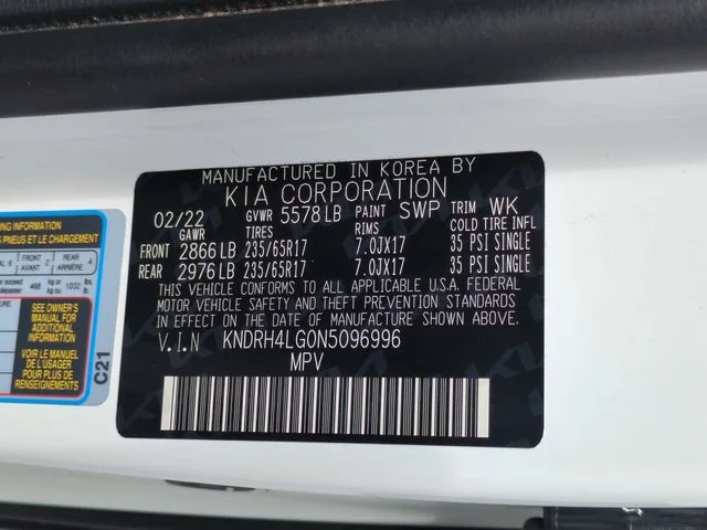 Used 2022 White Kia EX image 38