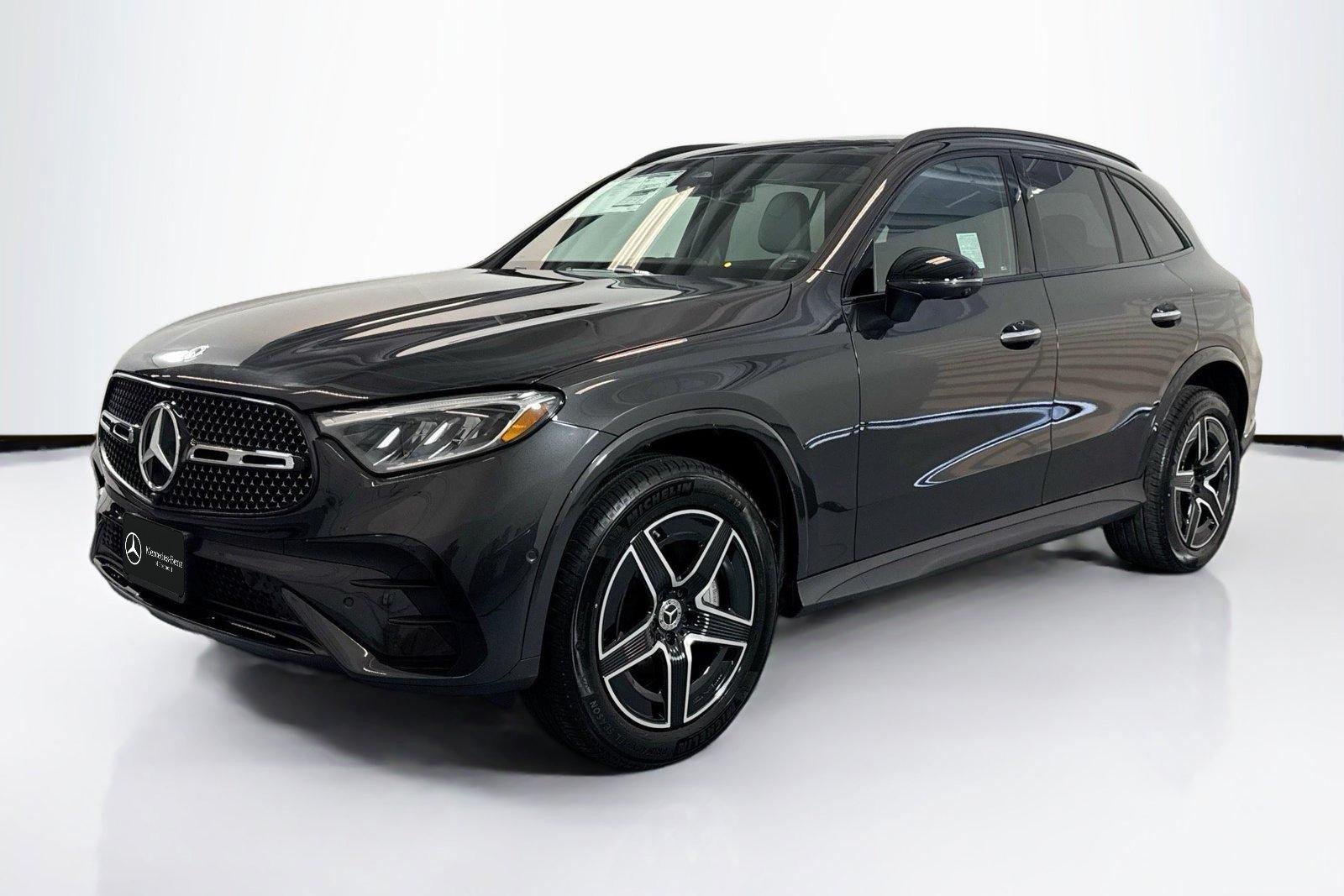 New 2026 Black Mercedes-Benz GLC 300 image 1