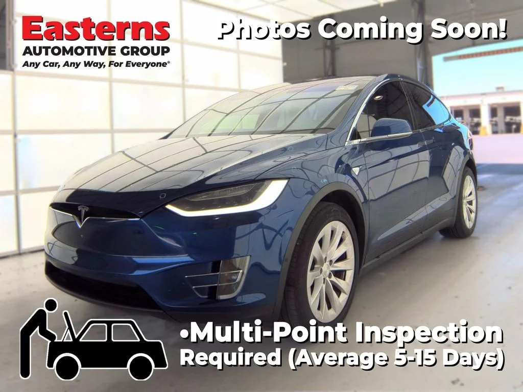 Used 2019 Blue Tesla Standard Range image 1