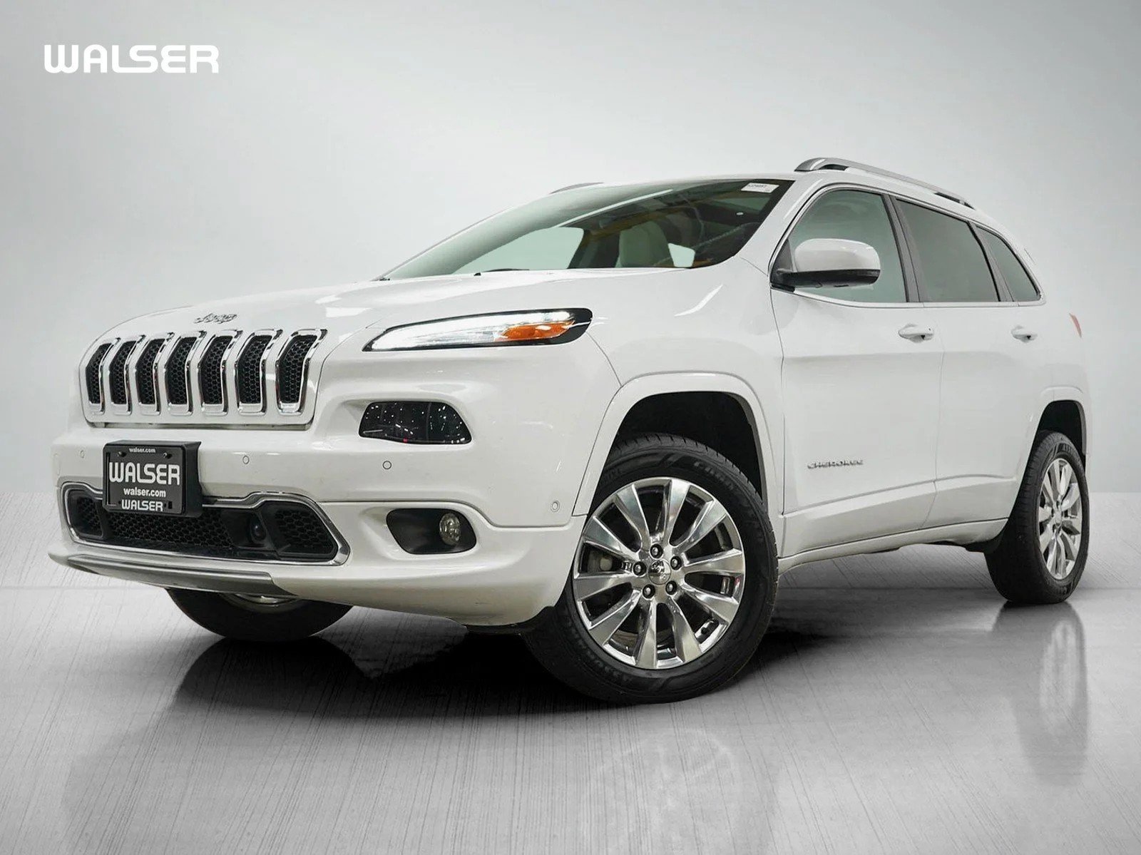 Used 2016 Bright White Clearcoat Jeep Overland image 1