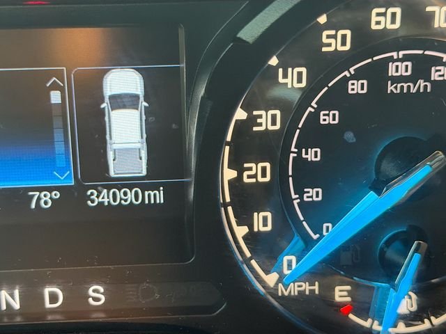 Used 2021 White Ford XLT image 8