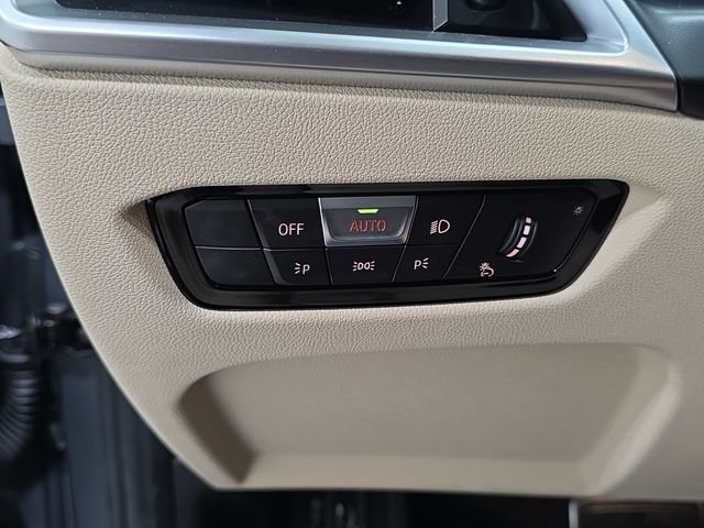 Certified Used 2026 Skyscraper Grey Metallic BMW 330i xDrive image 23
