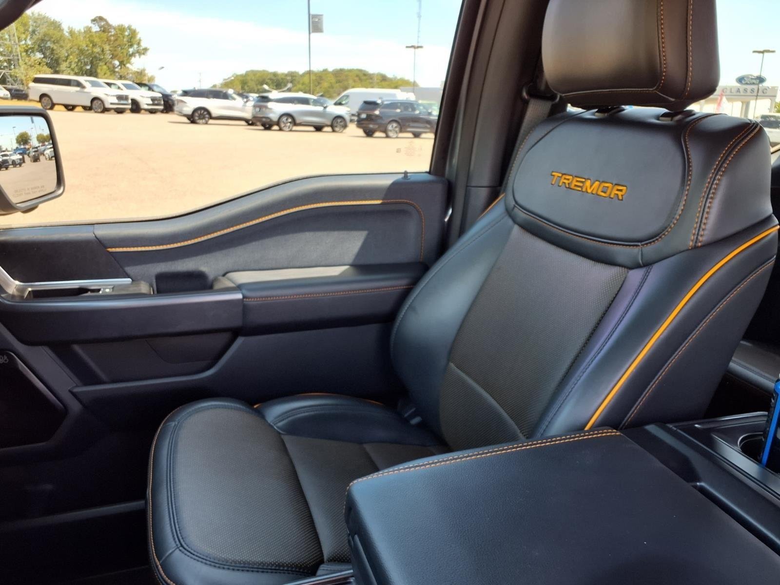 Used 2025 Gray Ford Tremor image 22