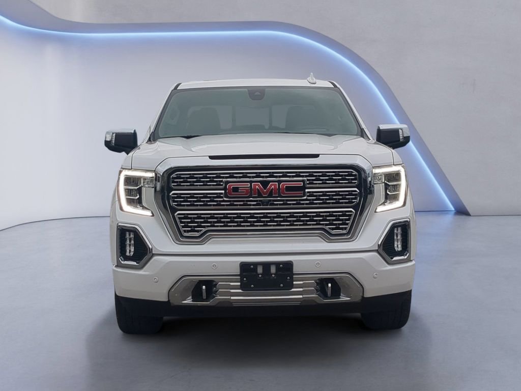 Used 2022 White Frost Tri-Coat GMC Denali image 10