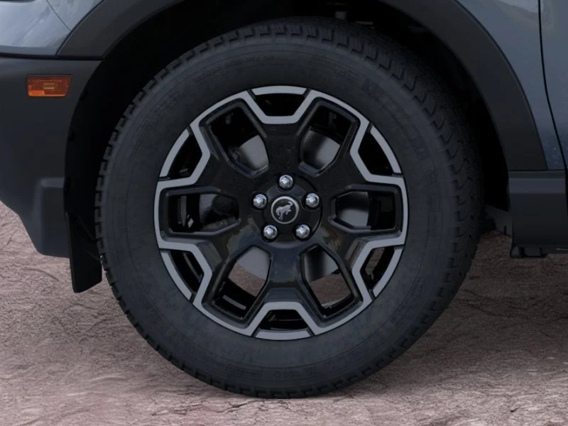 New 2026 Azure Gray Metallic Tri-Coat Ford Outer Banks image 19
