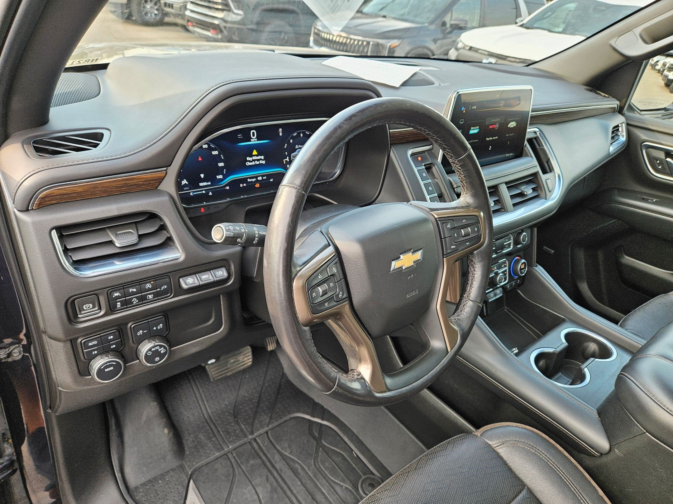Used 2022 Dark Ash Metallic Chevrolet High Country image 14