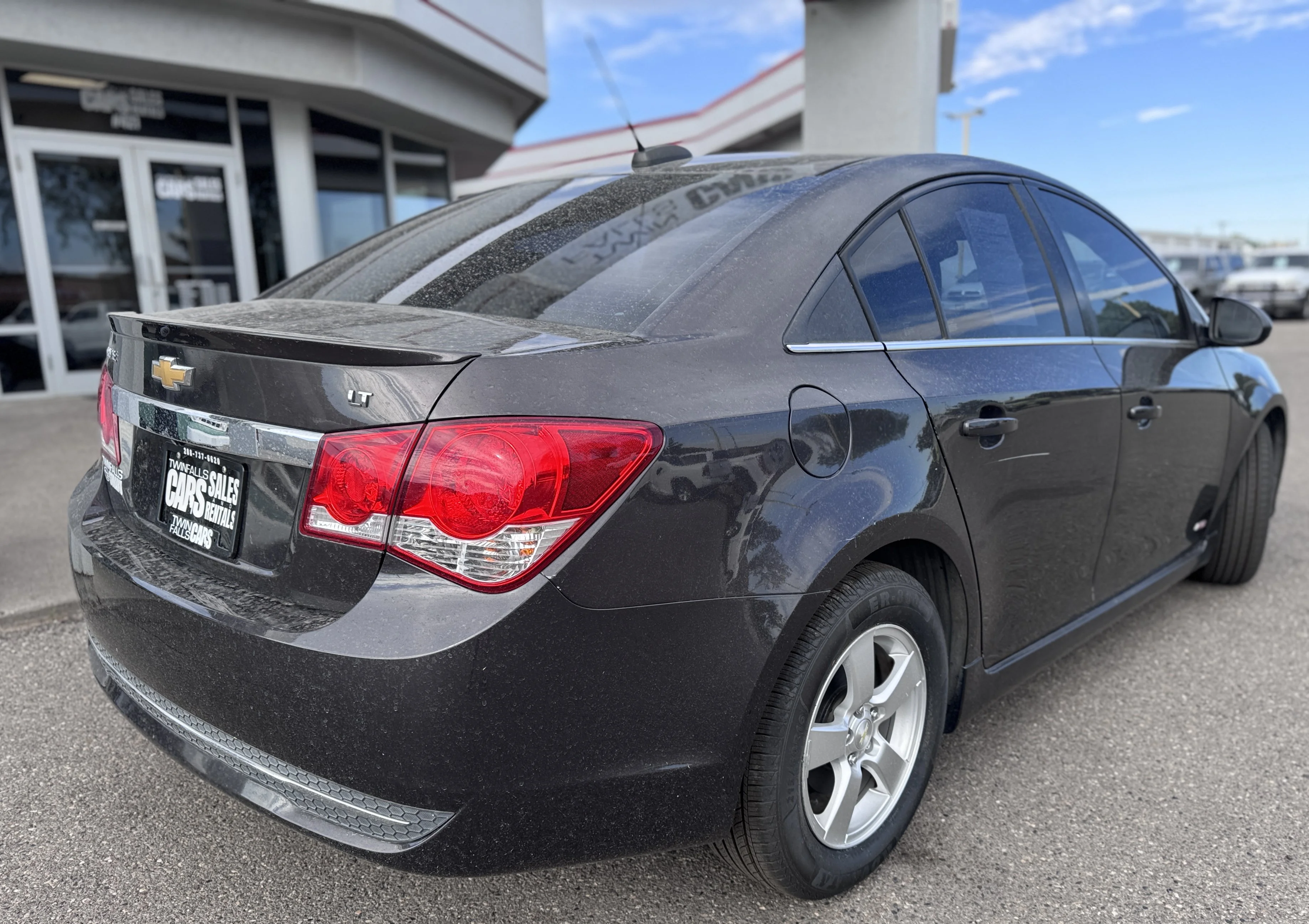 Used 2015 Tungsten Metallic Chevrolet LT image 8
