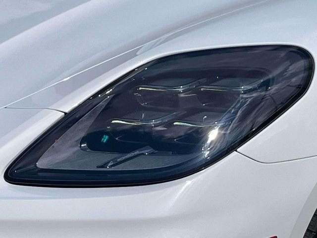 Used 2024 White Porsche 4 image 9