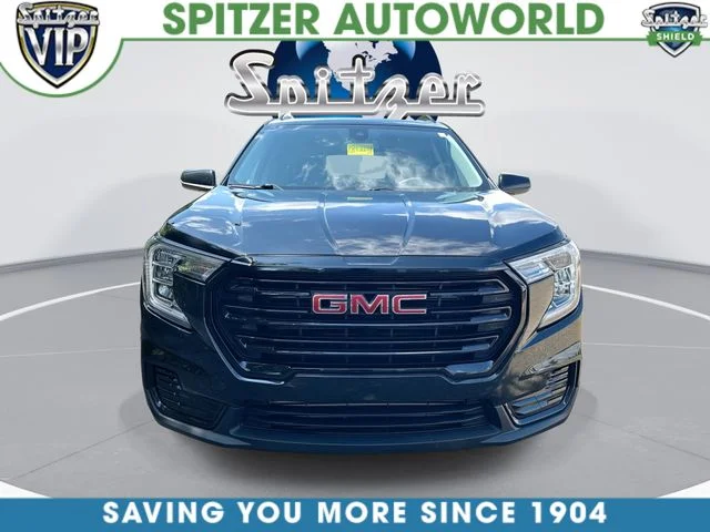 Used 2023 Black GMC SLE image 3