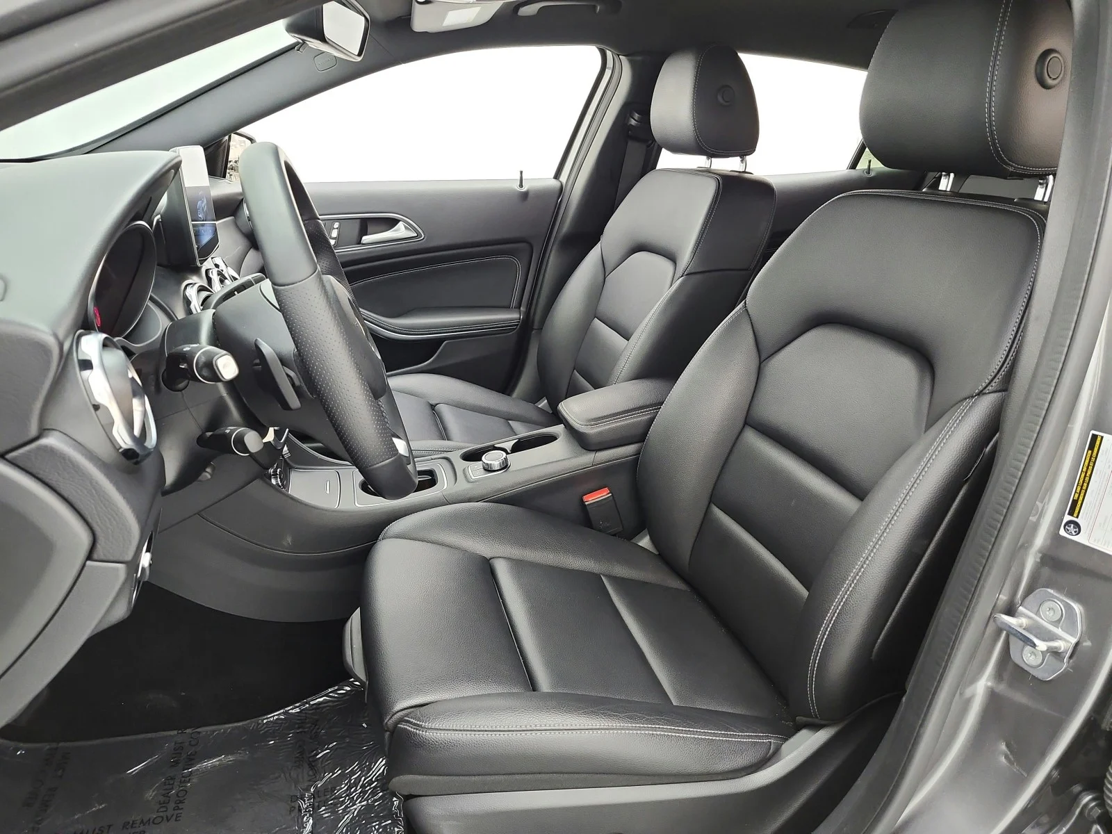 Used 2019 Mountain Grey Metallic Mercedes-Benz GLA 250 4MATIC® SUV image 15