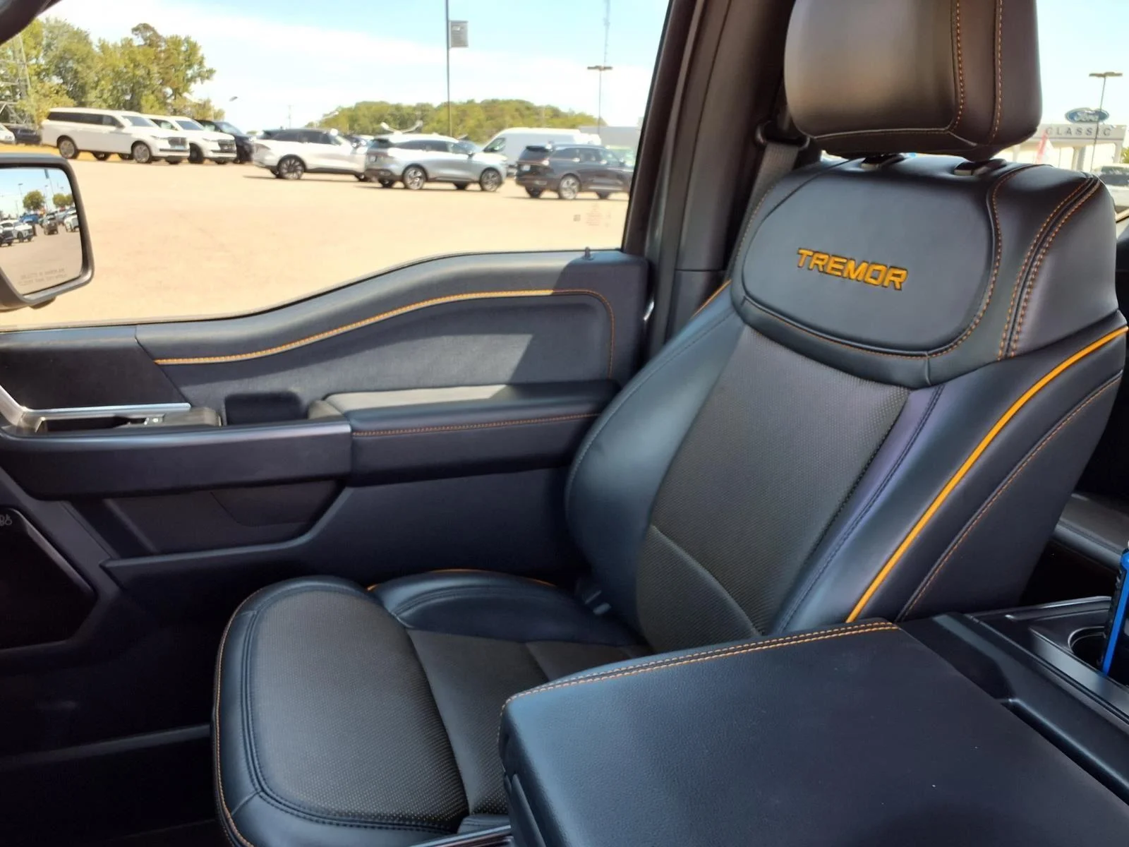 Certified Used 2025 Carbonized Gray Metallic Ford Tremor image 22